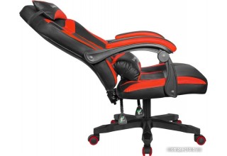 Defender Master (черный/красный)